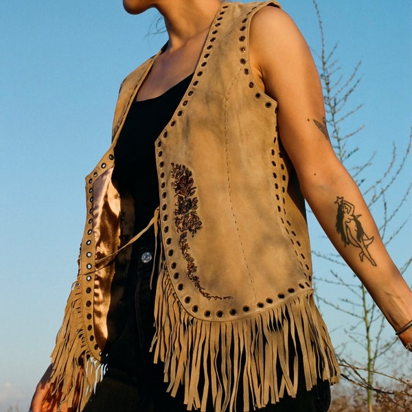 Oversized Contrast Fringe Trim Textured Vest