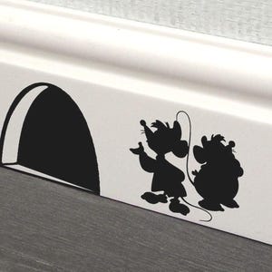 Adesivo de parede Jaq e Gus, amigos ratinhos, adesivo de parede Disney, casa do rato, ratinhos da Cinderela, Cinderela, adesivo de parede, rodapé, adesivo divertido