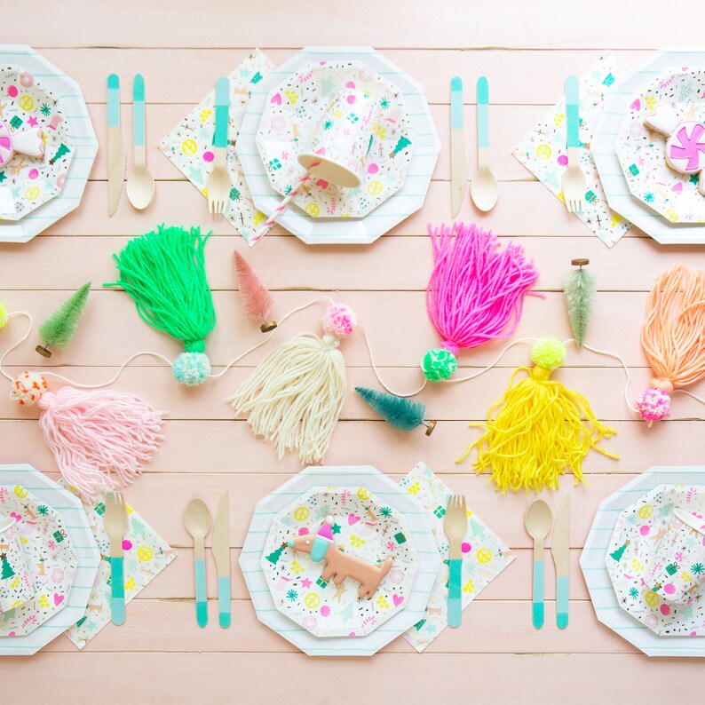 Daydream Society Merry + Bright Napkins - Thumbnail 3