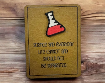 Science Beaker Lapel Pin - Gran profesor de ciencias, química, profesor de biología, profesor, regalo de compañero de laboratorio, STEM, profesor masculino, ciencia de la vida