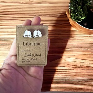 Örhängen med uppskattning för konstlärare - present till gymnastiklärare, konstlärare, musiklärare, naturvetenskapslärare, bibliotekarie Librarian
