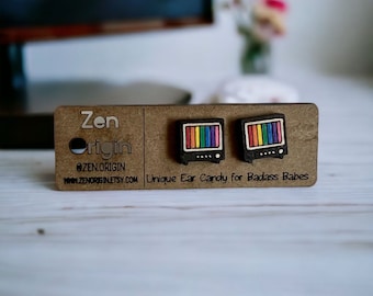 Pendientes de tuerca con temática de arcoíris de TV retro - Joyas de retroceso, pendientes de declaración inspirados en la nostalgia retro -70s, 80s, 90s-TV Lovers, regalo para ella
