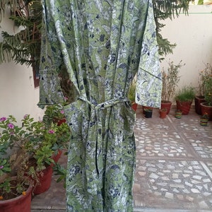 Unisex Bath Robe,Pure Cotton Hand Block Floral Print Robe,Cotton Kimono, Robe,Swim Wear,Night Wear,Dressing Gown Free Size Same as picture.