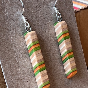 Recycled Skateboard Dangle Earring 4.green,orange