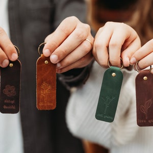 Floral Encouraging Leather Keyrings - Key Fobs , Key Chain, Leather Gift, Flowers, Wildflowers