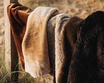 Sheepskin - Craft Supplies, Sheepskin Rug, Sheepskin Dog Mat, Merino, Assorted Sheepskins, Shearling