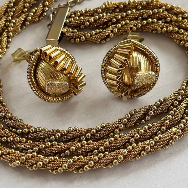50s/60s Hobé Clip Earrings Domed Abstract Gold Tone Collectible Hobé Jewelry Bonus 3 Strand Kramer Choker Unique Gold Tone Hobé VTG Jewelry