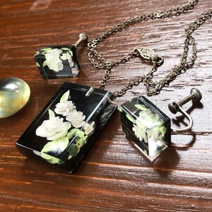 Lucite Rose Necklace Etsy