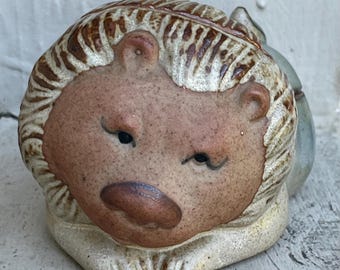 Vintage Stoneware UCTCI Lion Trinket Dish: Rare Collectible, Original Label, Good Condition