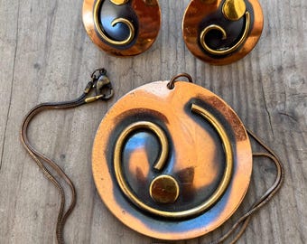 MCM Copper Jewelry Set 1970s Abstract Copper Medallion Pendant Necklace Matched Clip Earrings Fun Swirl Dot Unmarked 70s Copper Jewelry Gift
