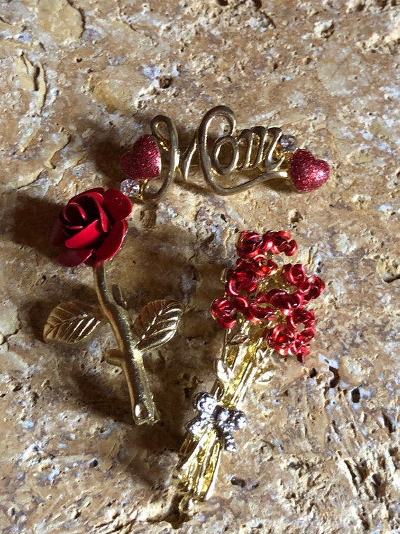 Vintage Gold Tone Red Metal Brooch Set 3 Piece Un… - image 4