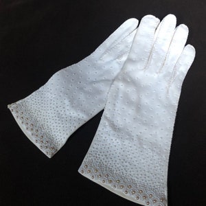 Vintage Beaded Gloves Hong Kong Made Cotton 7 1/2 Quality Excellent Vintage Condition Bonus Kate Spade Style Bow Pearl Dangle Earrings