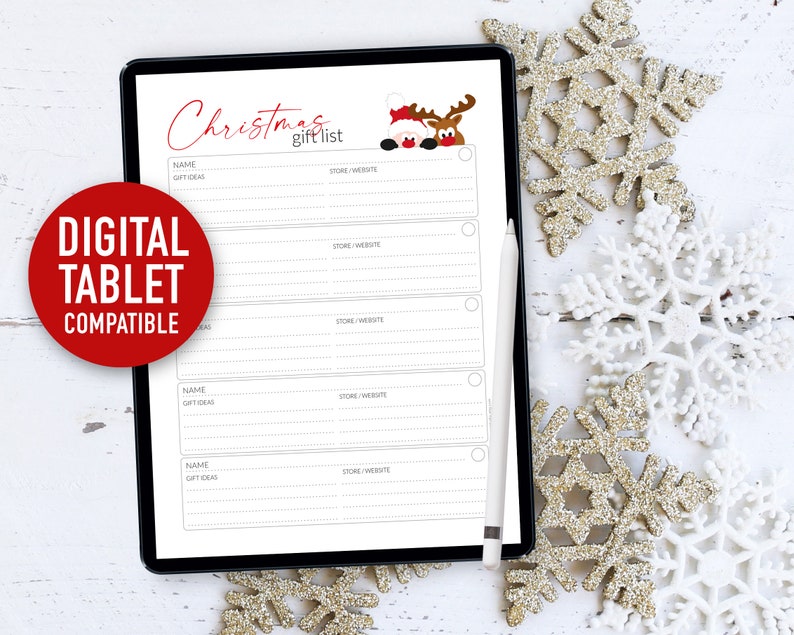 Pu&ograve; includere: Un tablet digitale che mostra un modello di lista regali di Natale. Il modello include campi per nome, idee regalo e negozio/sito web. Le parole "Christmas gift list" sono in rosso. Un cerchio rosso con le parole "DIGITAL TABLET COMPATIBLE" &egrave; visibile.