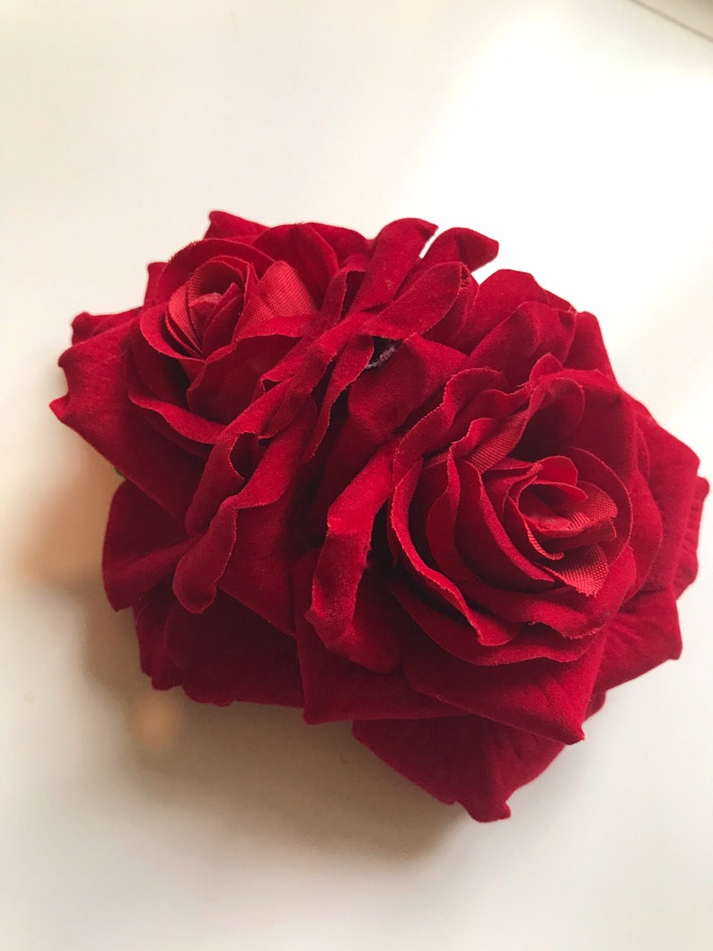 1940s Clothing & 40s Fashion or Women     Large Pinup Deep Red Double Rose Clip - Luxury Velvet Hair Flower - Statement Head Piece - Roses - Rockabilly Vintage 1940s 1950s $24.35 AT vintagedancer.com