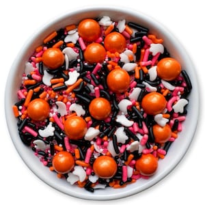 Glamorous Ghouls Sprinkle Mix | 3 ounces | Halloween Sprinkles | Ghost Sprinkles | Edible Cake Toppers | Halloween Party Decor