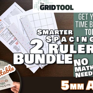 Puede incluir: Un paquete de 2 reglas imprimibles para un espaciado más inteligente. Las reglas están cuadriculadas de 5 mm e impresas en papel A4. El texto en la imagen dice "The Grid Tool, Smarter Spacing 2 Ruler Bundle, No Math Needed! 5mm A4, Get Your Time Back Today!"