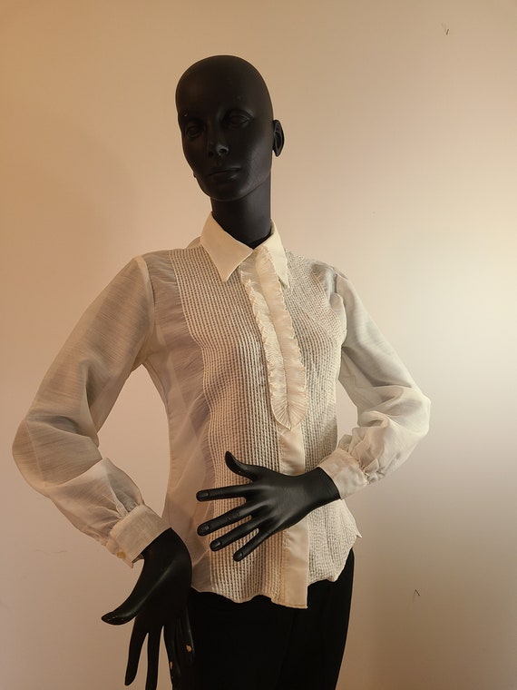 White vintage ruffled tuxedo blouse - image 8