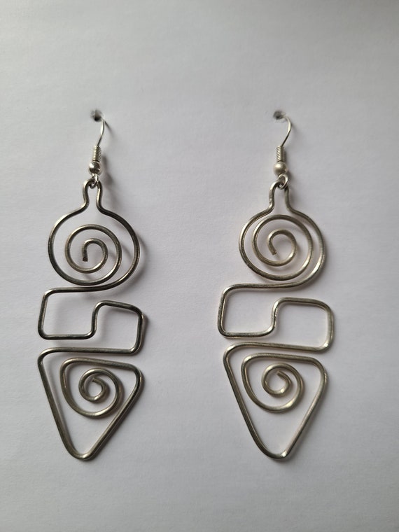 Vintage 1980 geometric silver toned earrings - image 4