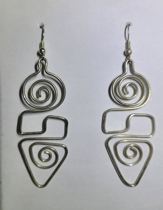 Vintage 1980 geometric silver toned earrings - image 2