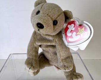 TY Beanie Baby Original- 1999 Almond Bear