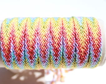 Cosswe Braccialetto dell'amicizia, 10 pezzi, realizzato a mano, in tessuto colorato, regolabile, intrecciato, per polsi e ragazze, donne e bambini