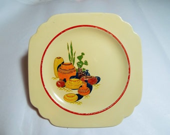 Plato antiguo Homer Laughlin "Hacienda" – Década de 1940, color crema con borde rojo, estilo mexicano – Repuesto