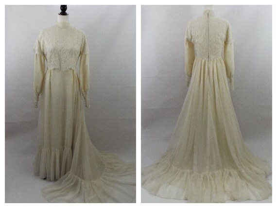 Vintage Edwardian High Collar Antique White Lace W