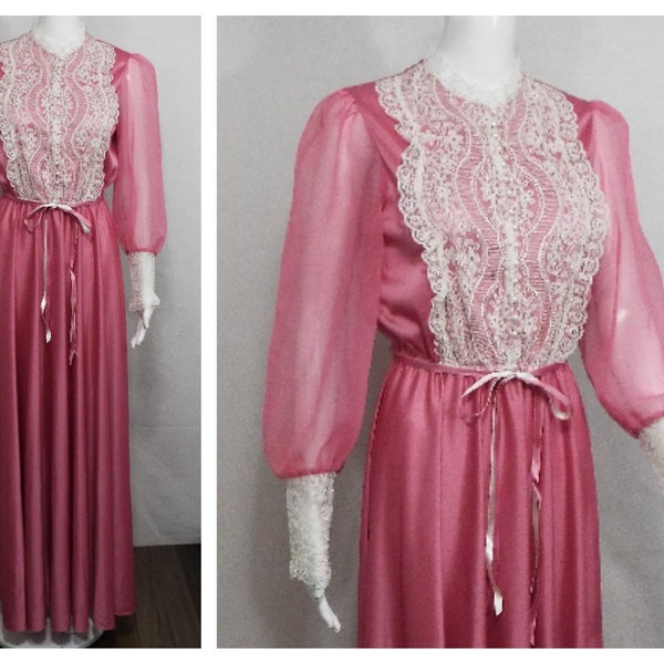 Vintage 80s Lace Nightgowns 9/10 Victorian Style