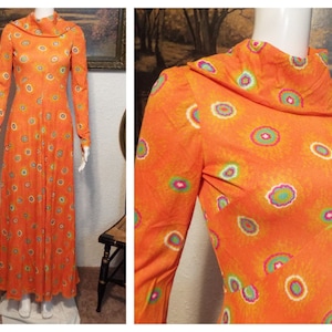 1960s Orange Psychedelic Dress – Long Sleeve, Fold Down Collar, XXS