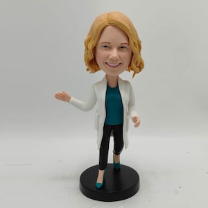 Personalized custom girlfriend bobblehead birthday gift, custom female doctor bobblehead, figurine gift for internist,gift for doctor friend