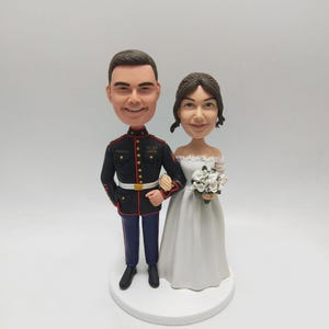 Bobblehead wedding cake topper, Personalized couple bobbleheads,custom wedding cake toppers, anniversary gifts,Christmas gifts