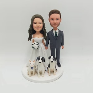 Custom couple bobble head, bobblehead couple,bobblehead wedding cake topper, wedding gifts with dog/cat(pets)