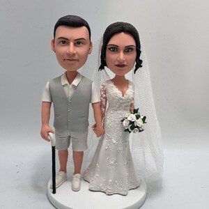 Custom wedding couple bobble head, minibobbleheads,custom bobbleheads,bobblehead wedding cake topper, wedding gifts with dog/cat(pets)