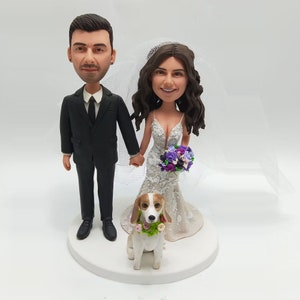 Custom couple bobble head, bobblehead couple,bobblehead wedding cake topper, wedding gifts with dog/cat(pets)