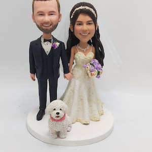 Custom wedding couple bobble head, minibobbleheads,bobblehead couple,bobblehead wedding cake topper, wedding gifts with dog/cat(pets)