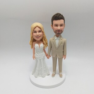 Custom Bobblehead Wedding Cake Topper, Personalized Wedding Cake Bobbleheads, Custom Figurine Wedding Cake Topper, Can with dog/cat(pets)