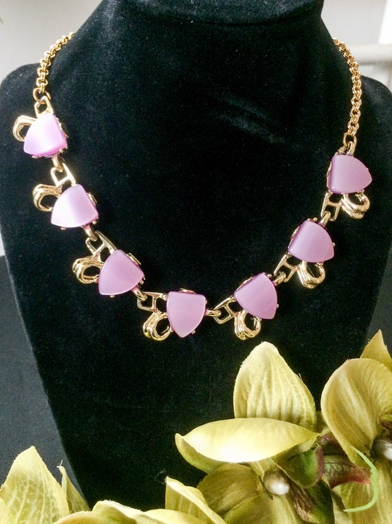 Vintage thermoset necklace 1950 1960 purple 50s 60