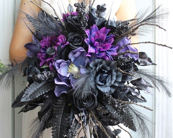 Purple black bouquet, Gothic wedding bouquet, Moody bouquet, Cascading Halloween wedding bouquet