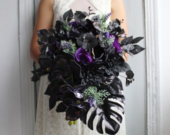 Black purple bouquet, Gothic wedding bouquet, Cascading Halloween wedding bouquet