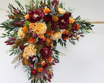 Arco de flores para boda de otoño, arco de flores en color naranja quemado, burdeos y melocotón, guirnalda de arco para boda