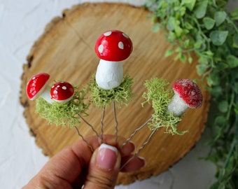 Amanita mushroom hair pins, Cottagecore wedding pins, Woodland pins