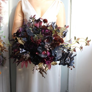 Gothic wedding bouquet, Plum gold black bouquet, Moody bouquet