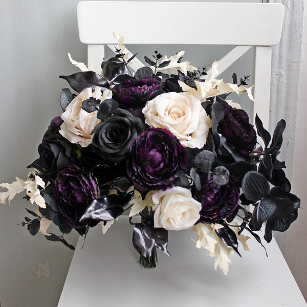 Purple ivory black bouquet, Gothic wedding bouquet, Moody bouquet