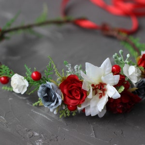 Greenery hair piece, christmas present headband, winter red berries crown, flower hair piece, christmas crown, floral crown