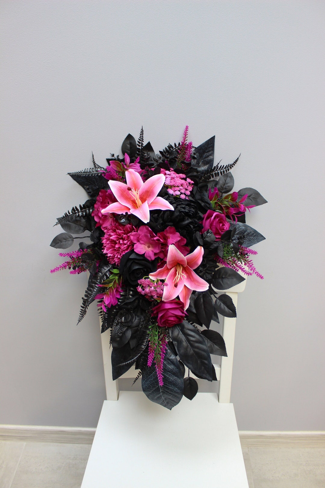 花束・アレンジメント more dark pink bouquet more dark pink bouquet