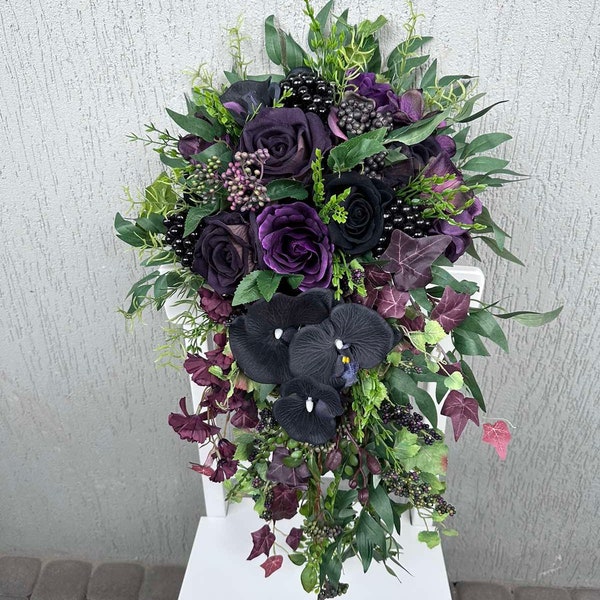 Deep green black dark purple wedding bouquet, Cascading bouquet, Moody wedding bouquet