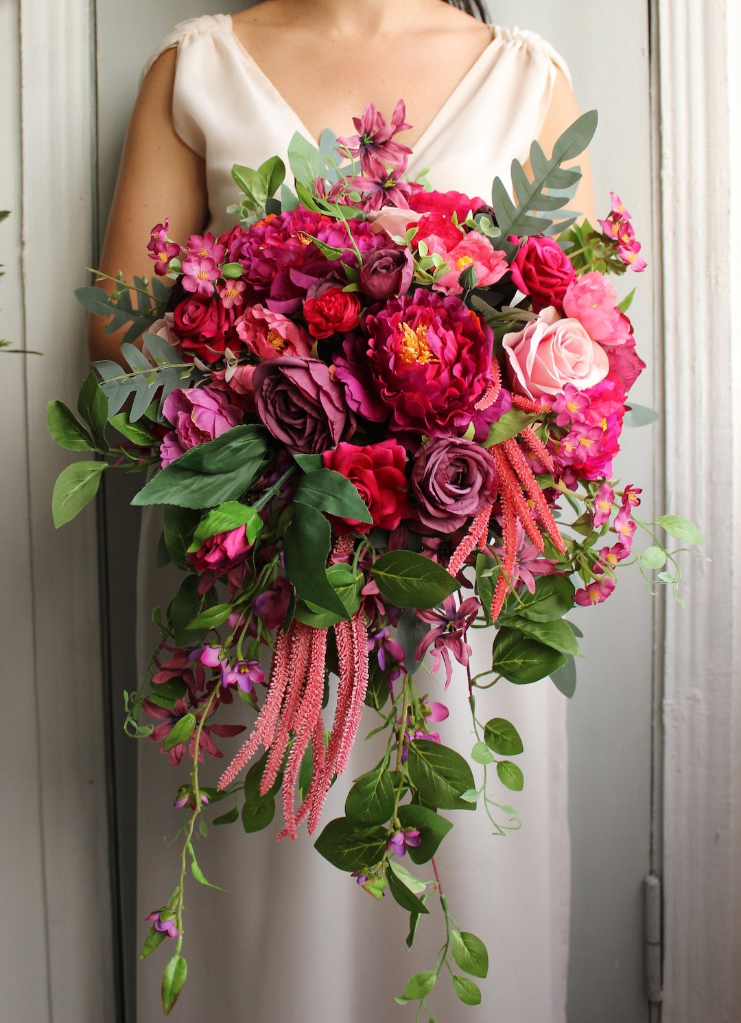 花束・アレンジメント more dark pink bouquet Hot Pink Peach Bouquet, Cascading Bouquet, Boho Bridal Bouquet - Etsy