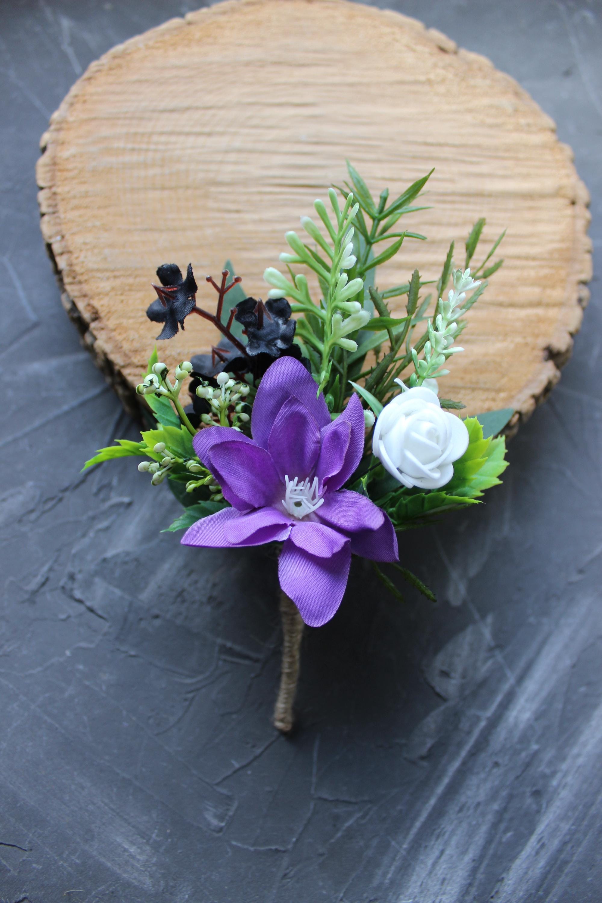 深緑黒紫のウェディングブーケ、カスケーディングブーケ、ムーディな