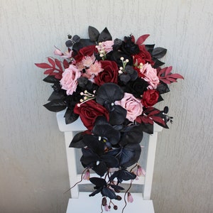 Black burgundy dusty pink bouquet, Gothic wedding bouquet, Moody cascading bouquet