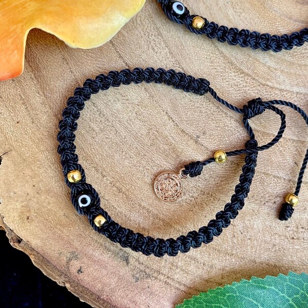 Mexican Evil Eye Woven Bracelet , Adjustable Bracelet , Handmade black Eye String Bracelet , Brazalete Mal de Ojo Negro, Pulcera Tejida